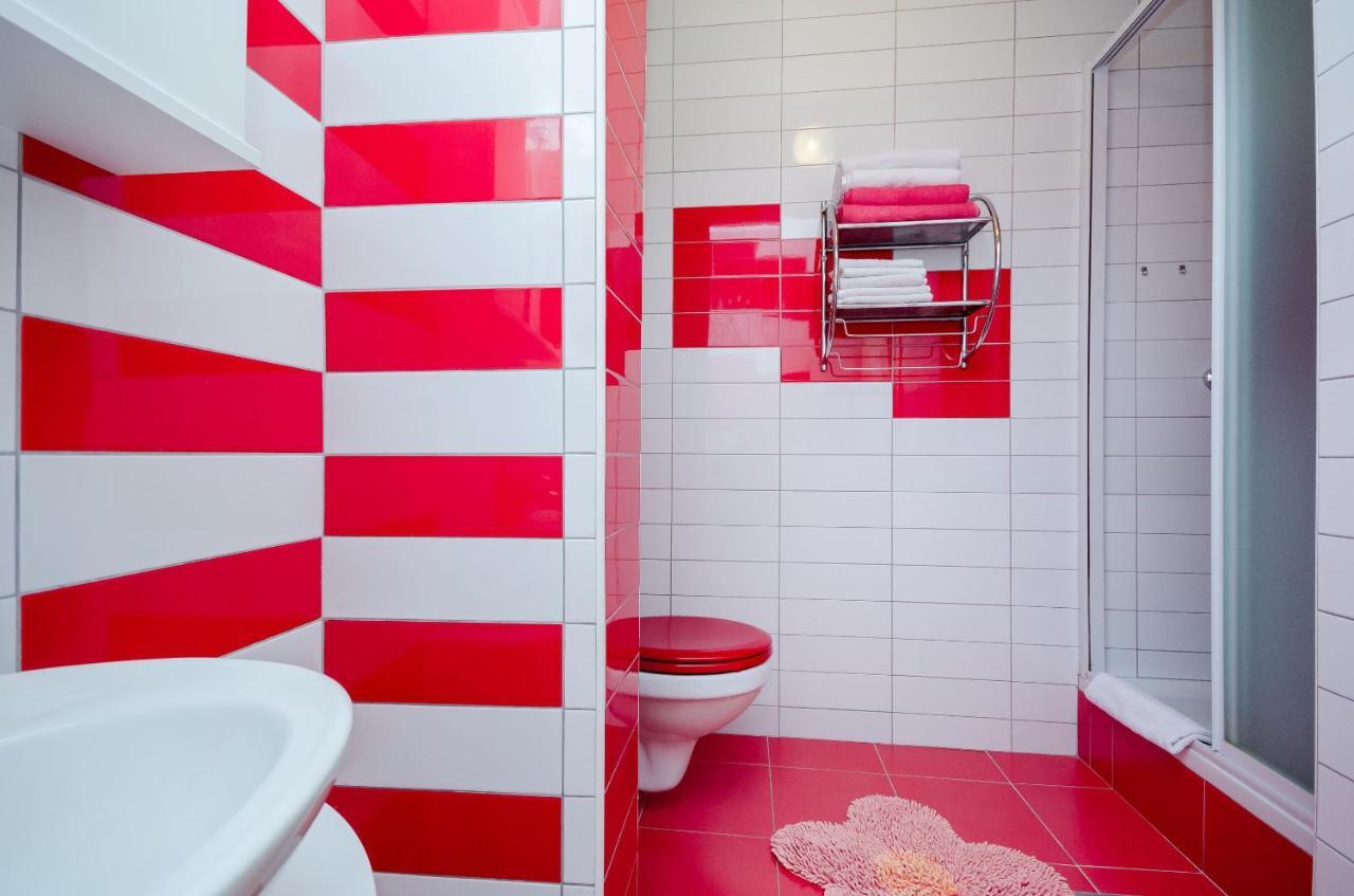 Apartments Helena ロパール エクステリア 写真